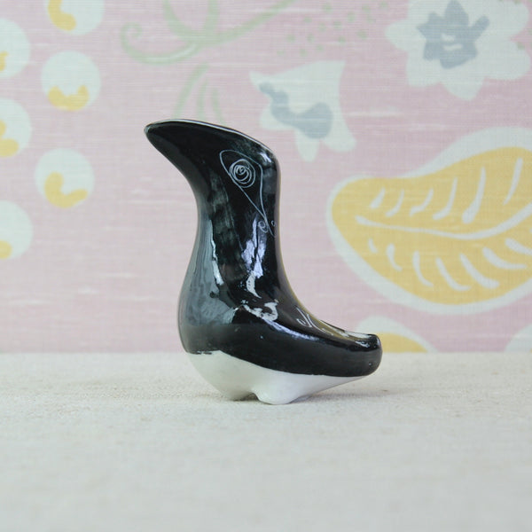Susan Parkinson Toucan porcelain bird with fine sgraffito and wax-resist decoration