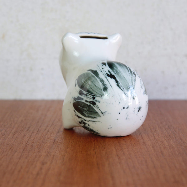 Elegant and playful Modernist bear money bank by Susan Parkinson, available in the UK from Art & Utility.