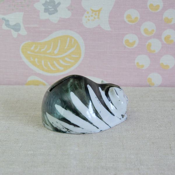 Susan Parkinson porcelain cat showing the sculptural qualities of mid-century British design