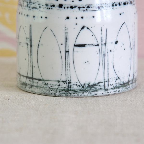 Susan Parkinson Modernist porcelain storage jar with contrasting black knop and white body