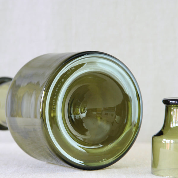 Base of Tapio Wirkkala 2508 glass bottle, hand etched signature from Iittala, Finland. 