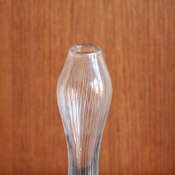 Tapio Wirkkala 16cm Varsanjalka vase, vintage Scandinavian Modern design, Iittala Finland.
