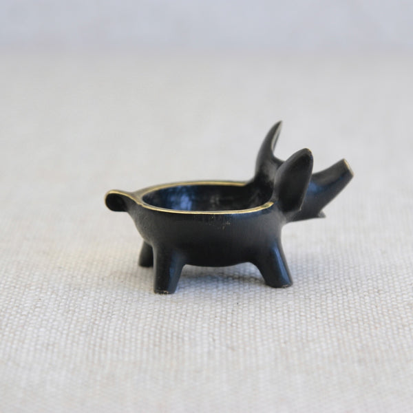 Side view. Hand-cast brass pig bowl by Walter Bosse, made by Herta Baller, a functional sculpture sought after by design collectors.