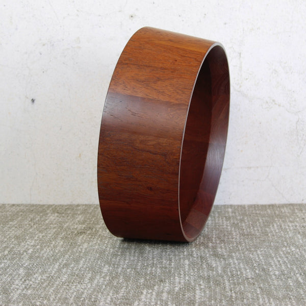 Dansk Designs teak salad bowl by Jens Quistgaard. A beautifully staved Danish modern design, ideal for entertaining or display.