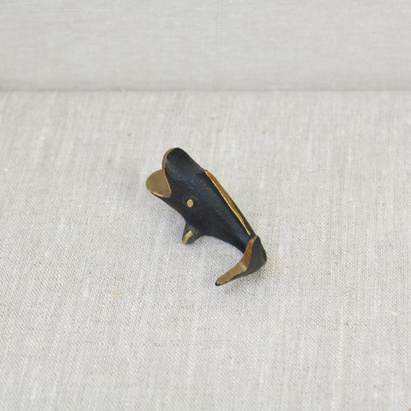 Baller Austria fish pen holder designed by Walter Bosse, Modernist desk accessory made from brass
