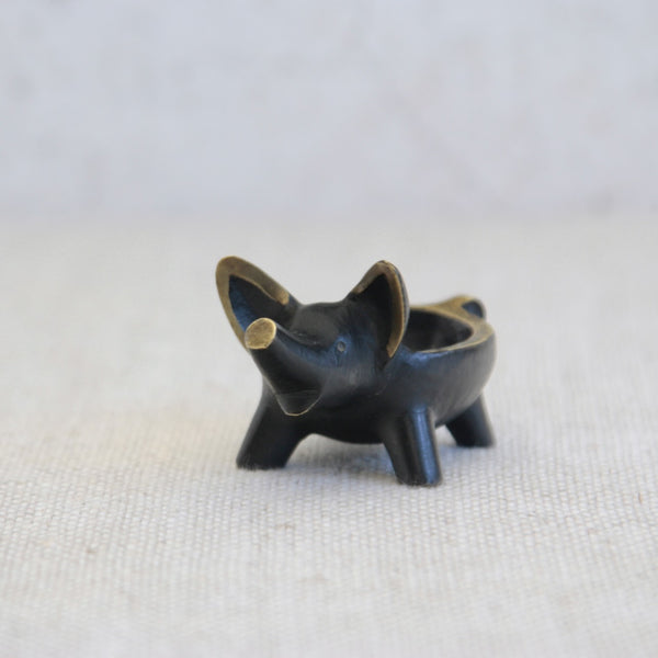 Sculptural pig vide-poche by Walter Bosse for Herta Baller, Vienna bronze.