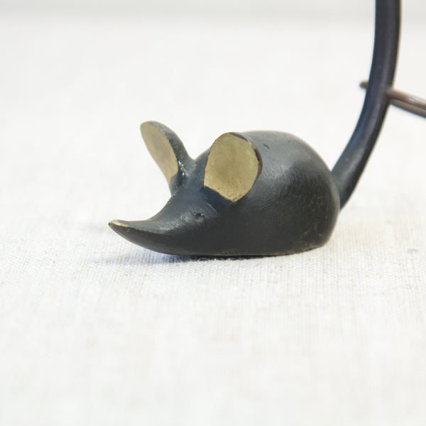 Walter Bosse Baller Austria mouse pretzel holder detail of face