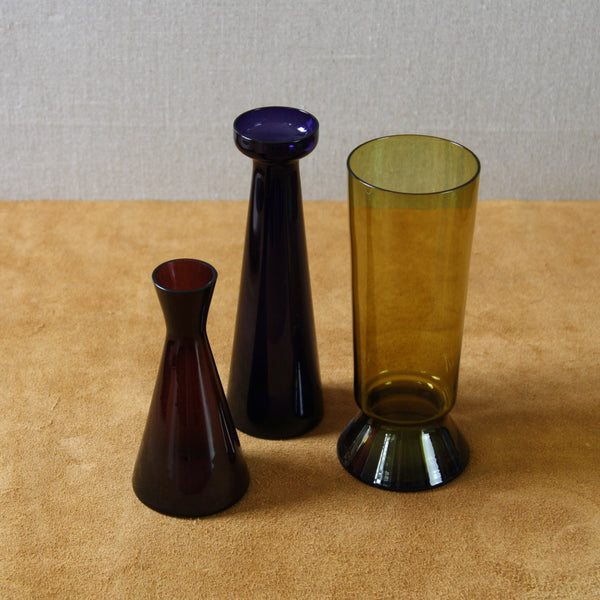 Trio of geometric Scandinavian Modernist Finnish glass vases designed by Kaj Franck in the 1950s 