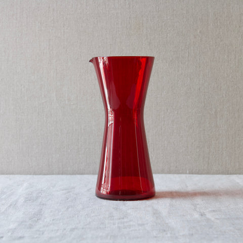 A tall hourglass shaped Model 1610 Cocktail Pitcher designed by Finland's most influential industrial designer Kaj Franck 