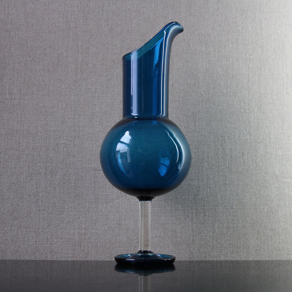Round Harlekiini blue glass carafe by Nanny Still, Finland