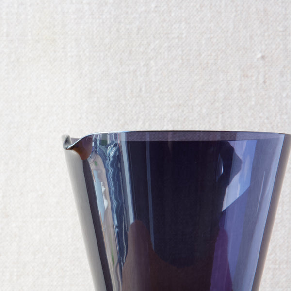 Detail of 1610 glass pitcher spout 