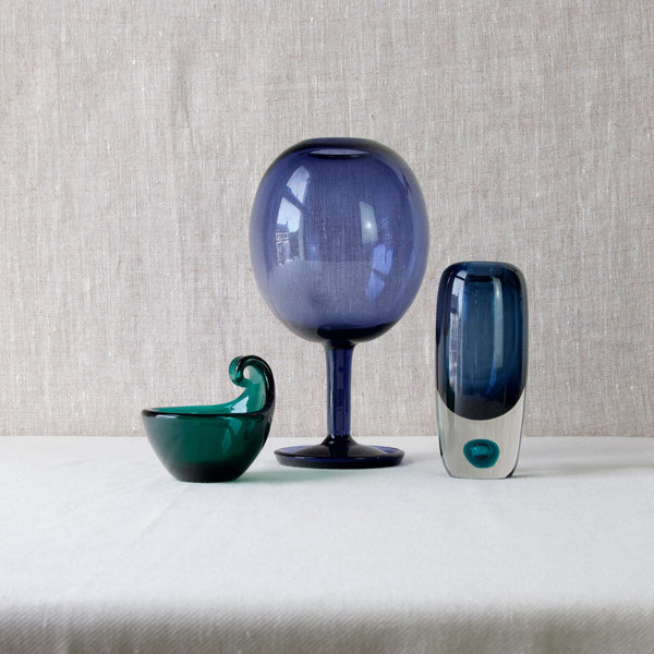 Group of rare Modernist Finnish glass design from Nanny Still and Saara Hopea, 1950's, including SV, Ilmapallo, and Kupla