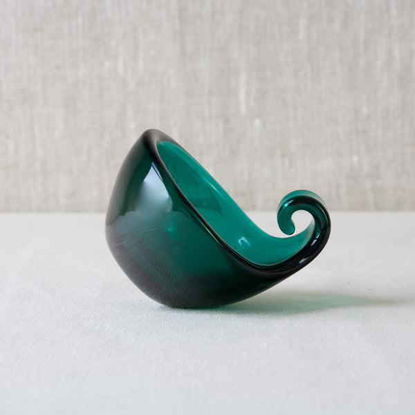 Nanny Still glass design, an organic modernist green bowl, 1950