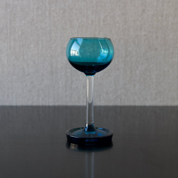 1660 Harlekiini liqueur glass by Nanny Still Riihimaen Lasi Oy