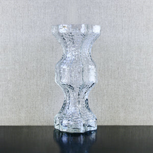 Nanny Still 1967 Fenomena Fantasma vase model 1419, produced at Riihimaki Glassworks in Finland 