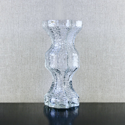 Nanny Still 1967 Fenomena Fantasma vase model 1419, produced at Riihimaki Glassworks in Finland 