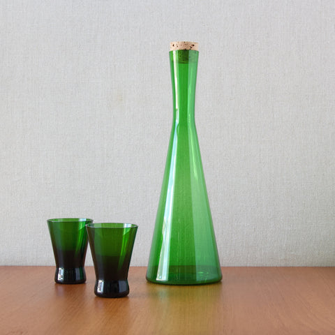 Holmegaard per Lutken green glass Winston decanter and two glasses, designed in 1956 