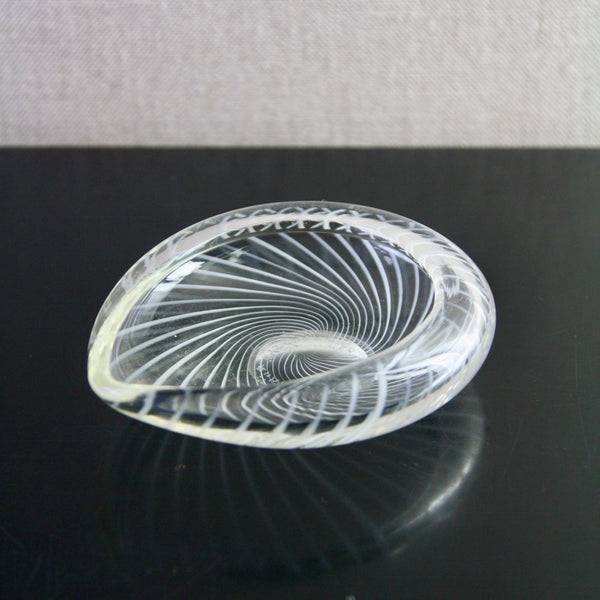 White Filigree scandinavian glass dish or ashtray designed by Nanny Still