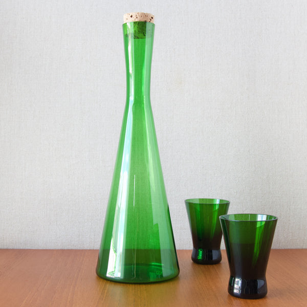 Modernist Winston decanter by Per Lutken in green, designed for Holmegaard glassworks in 1956, Denmark