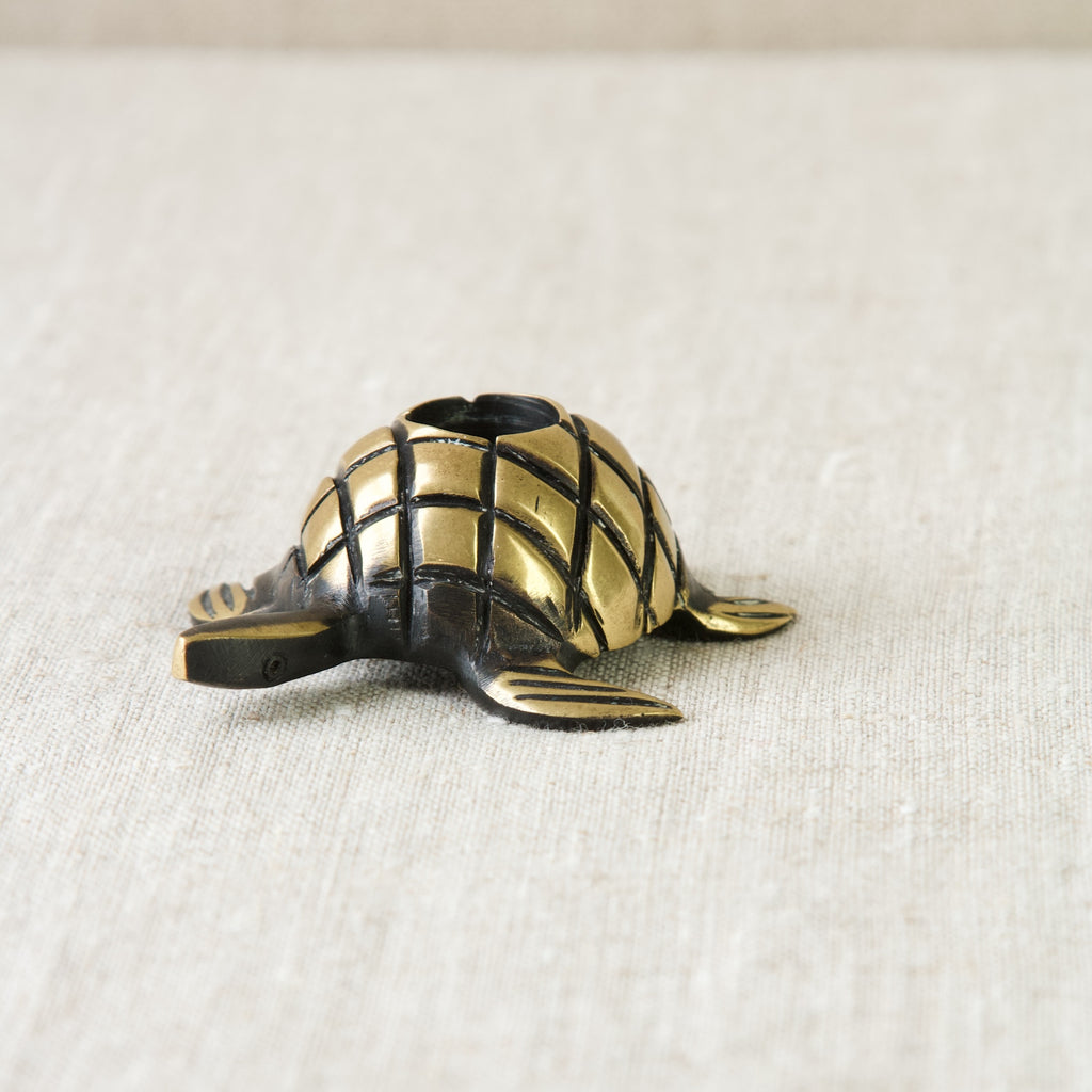Baby Tortoise Toothpick Holder Figurine - Cute Turtle Decor For Kitchen Or Home